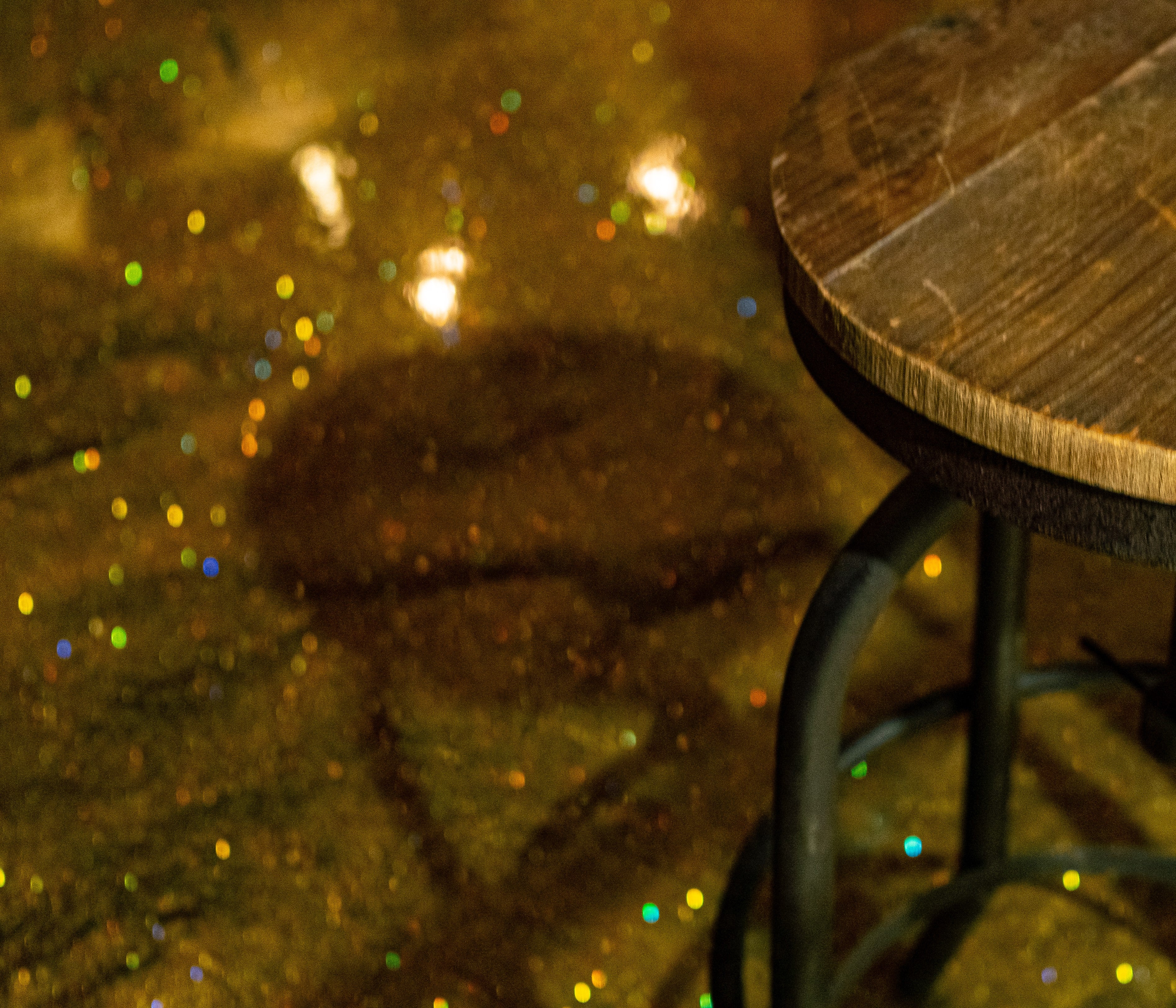 What's the Difference Between Epoxy & Polyaspartic Resins?